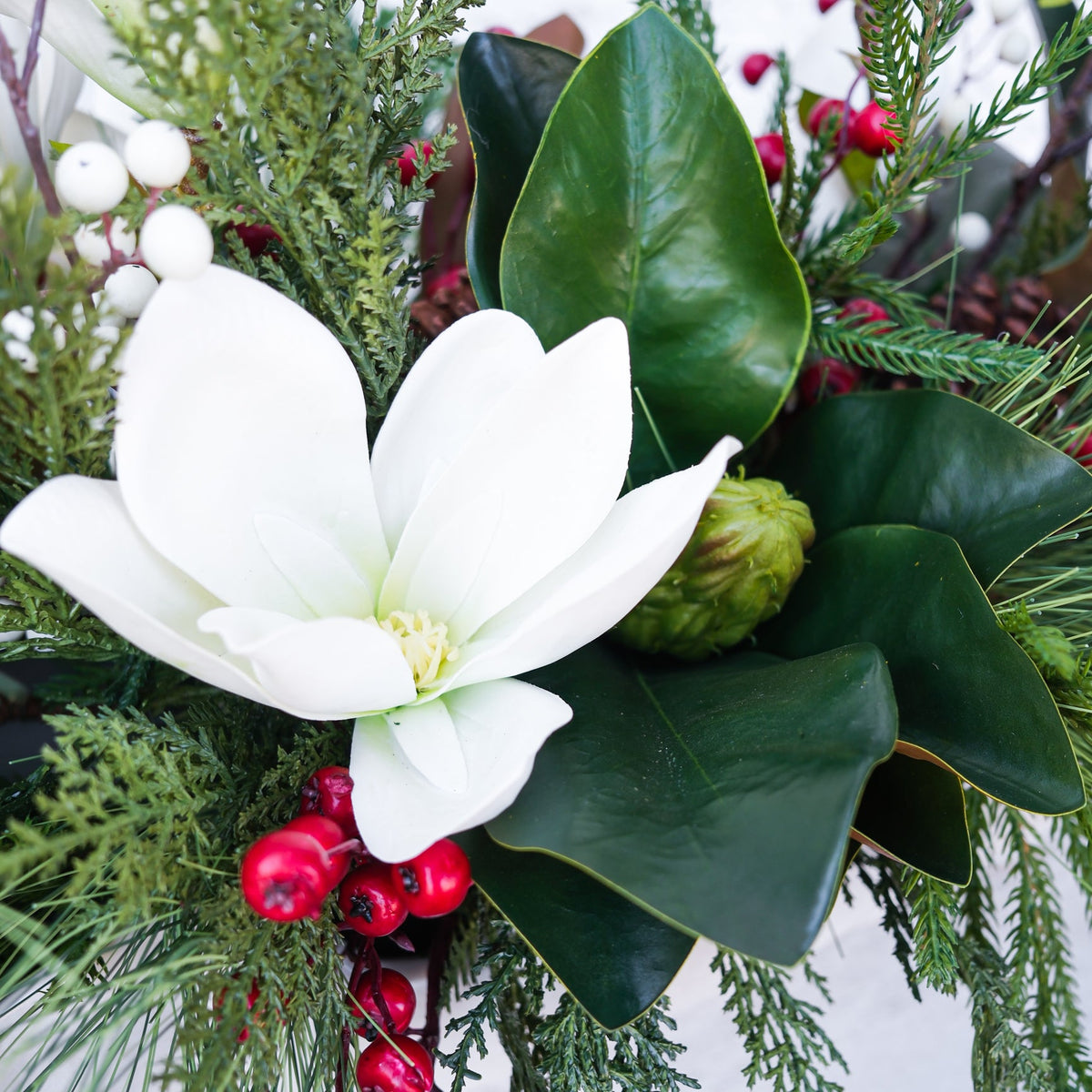 Sea Pines Holiday Centerpiece Drop In