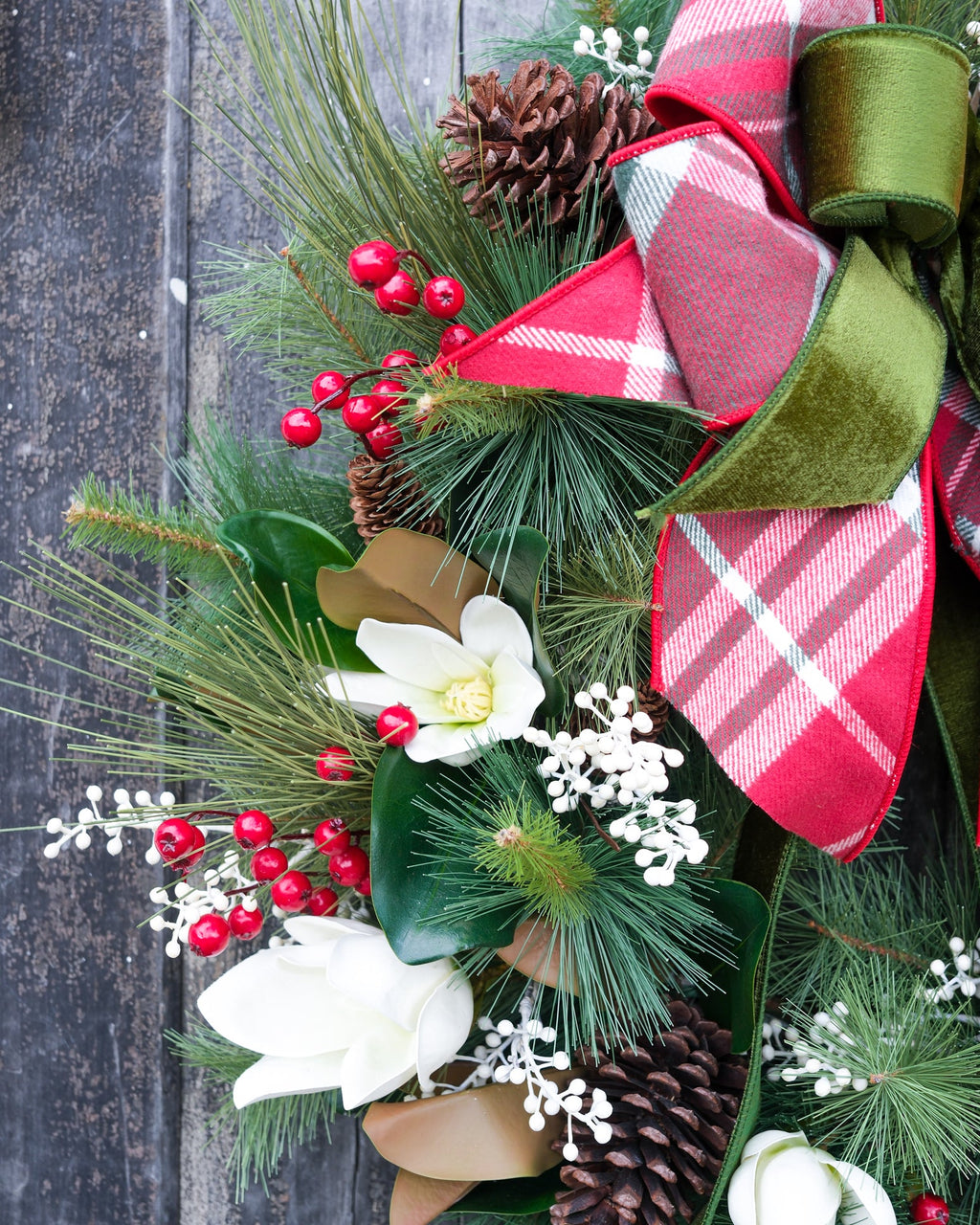 Sea Pines Faux Wreath with Bow